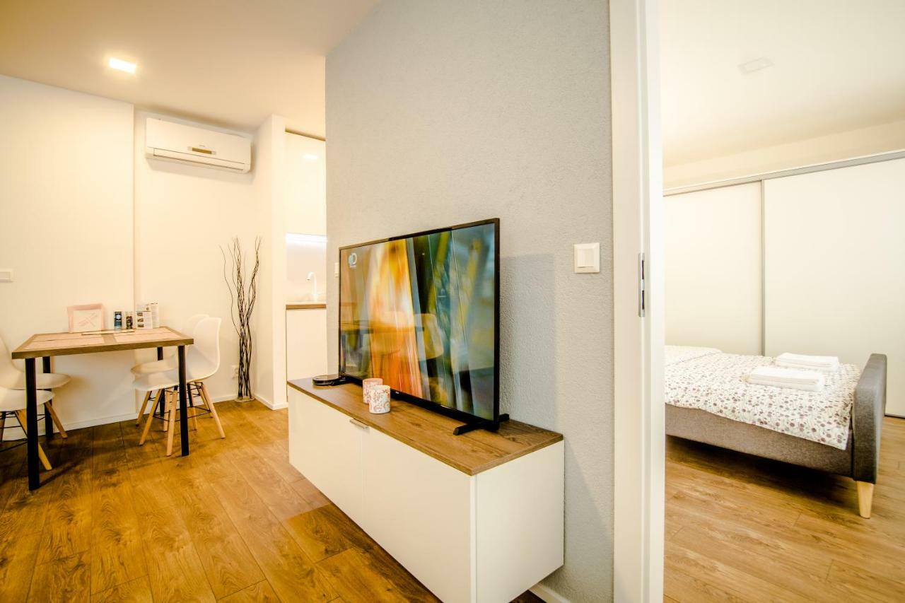 Central Apartments By Kovee Μπρατισλάβα Εξωτερικό φωτογραφία