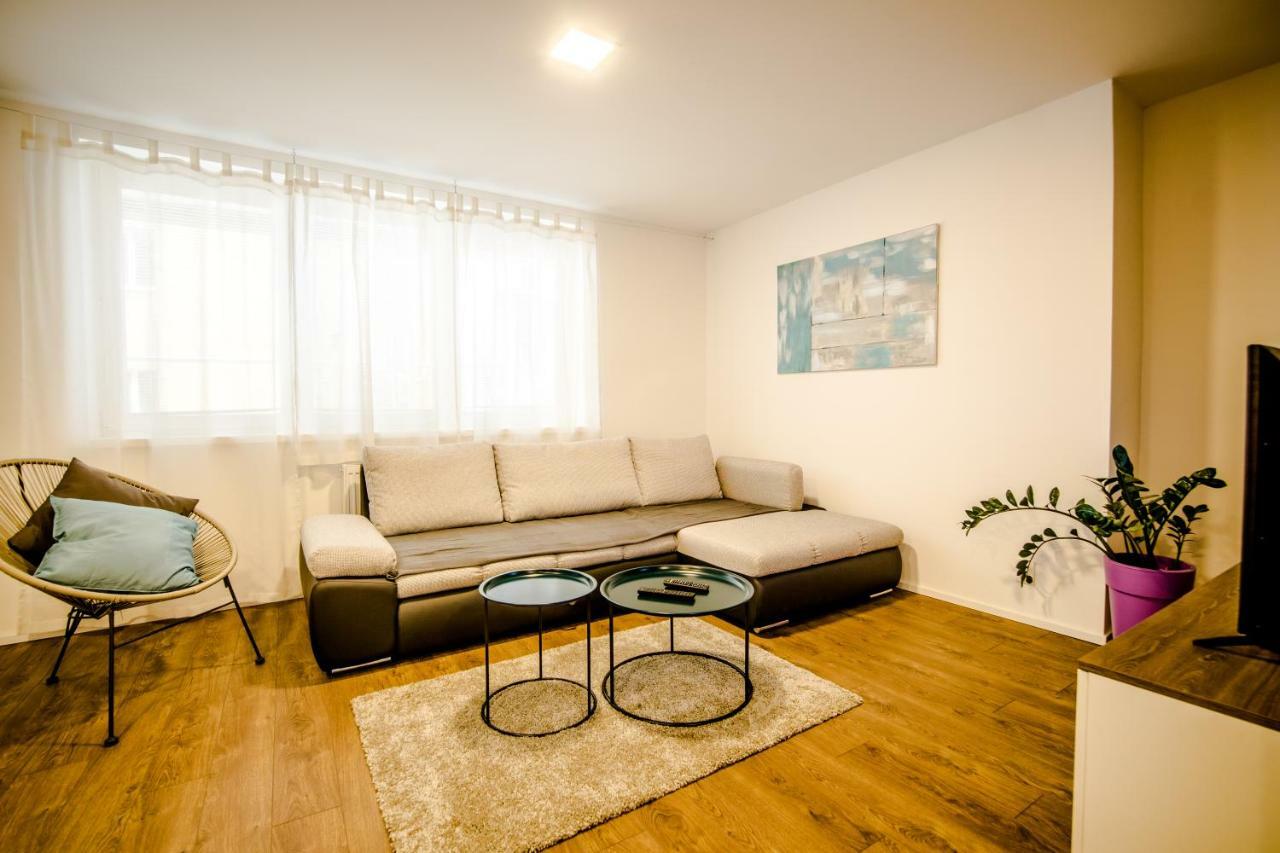 Central Apartments By Kovee Μπρατισλάβα Εξωτερικό φωτογραφία